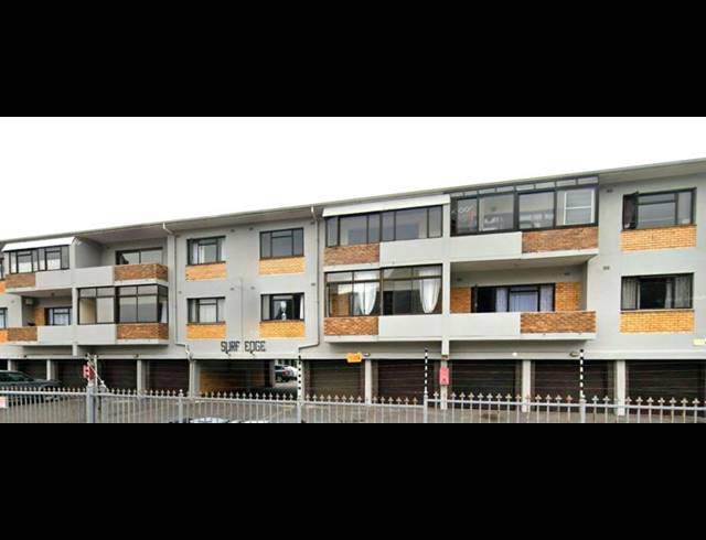 2 BEDROOM PROPERTY TO RENT IN FISH HOEK